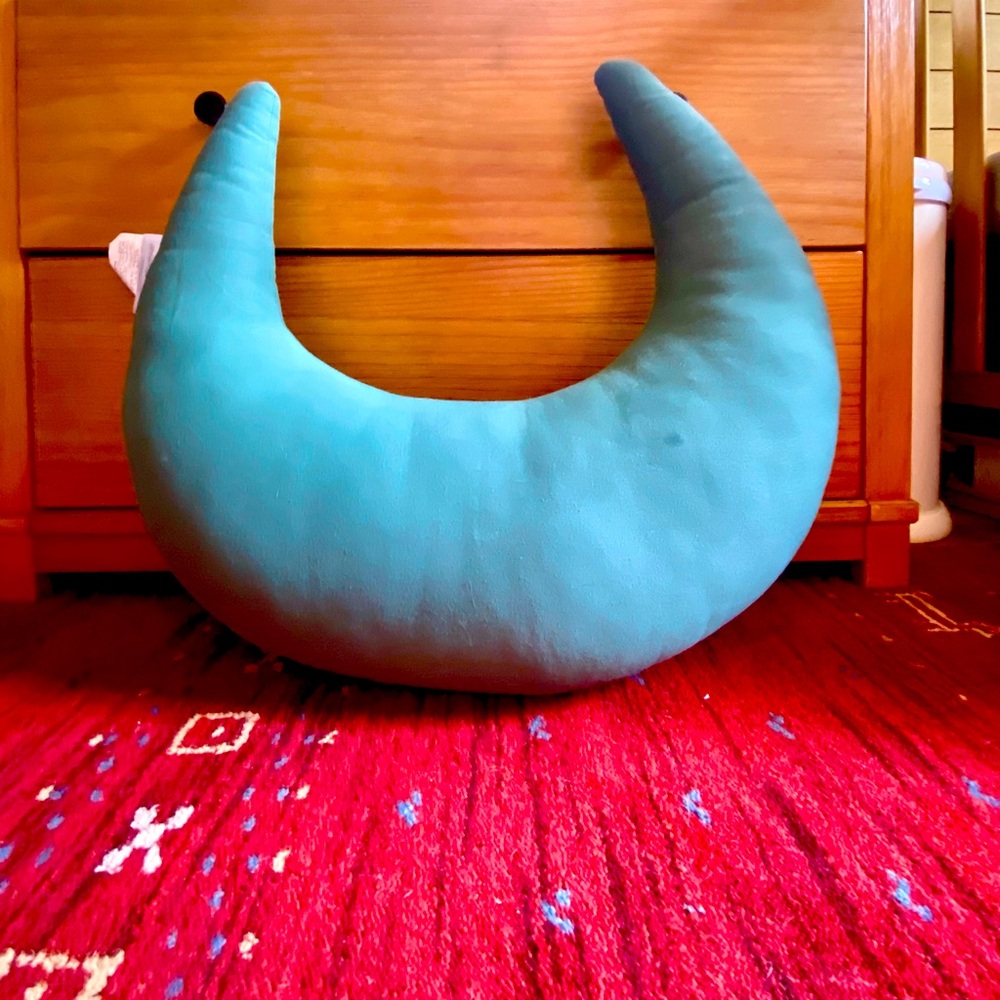 Snuggle Me Organic Breastfeeding Support Pillow. Nearly new!